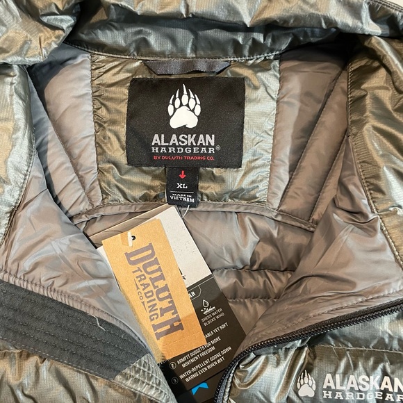 NWT Men’s XL Alaskan Hardgear Aniak Down Grey Vest by Duluth Trading Company - Picture 6 of 11